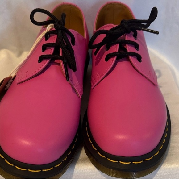 NWT Dr. Martens Pink Shoes - Picture 2 of 6